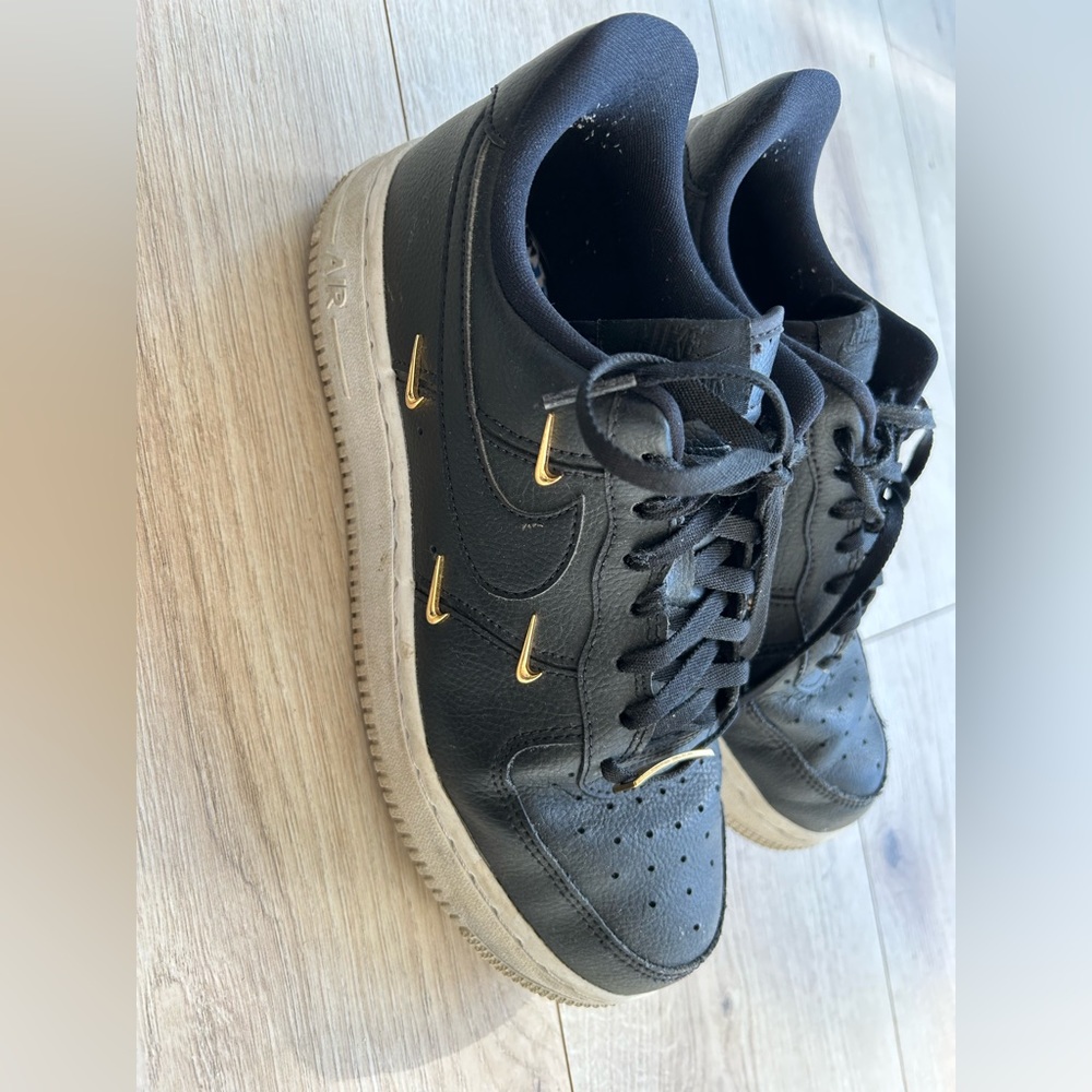 Nike black Air Force